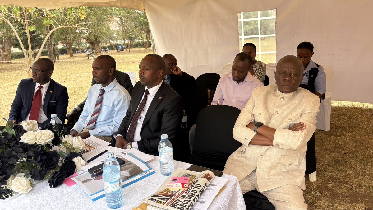 Health Monitoring Unit of State House tweet media