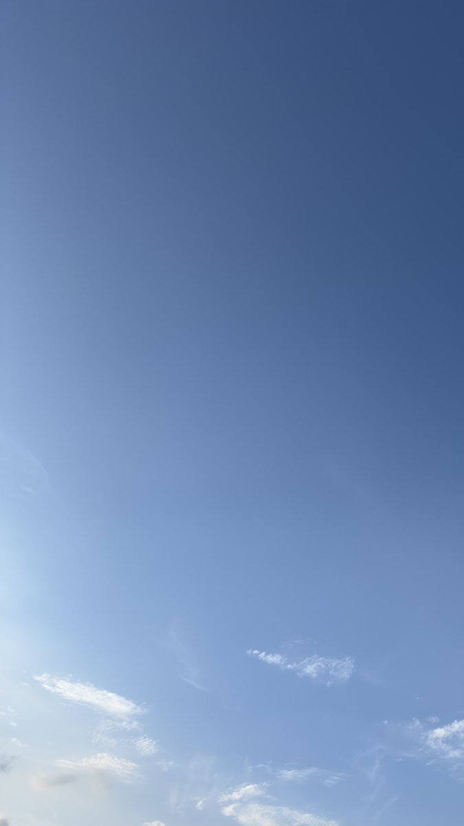 _l8qth's tweet photo. #目に映る確かな空 
9期1000人で、次の1000人へとバトンを渡すことのできる日が待ち遠しい。
9期としての役目は、まだまだたくさんあるはず。
その役目を探して、全うしたい。
#Vaundy18祭 #NHK18祭 https://t.co/vsG87AE794