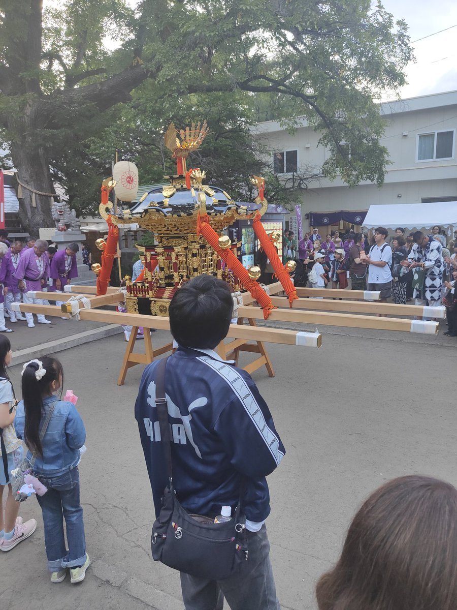 endou0408's tweet photo. 近所の神社でお祭り⛩️ https://t.co/Gw3L7Hpnbs