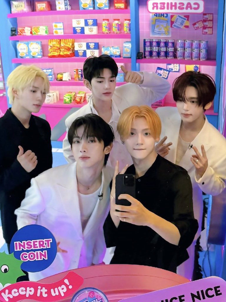 haomty's tweet photo. and2ble upcono episode will finally be released tomorrow 🎉 https://t.co/m5QMJX6nyD