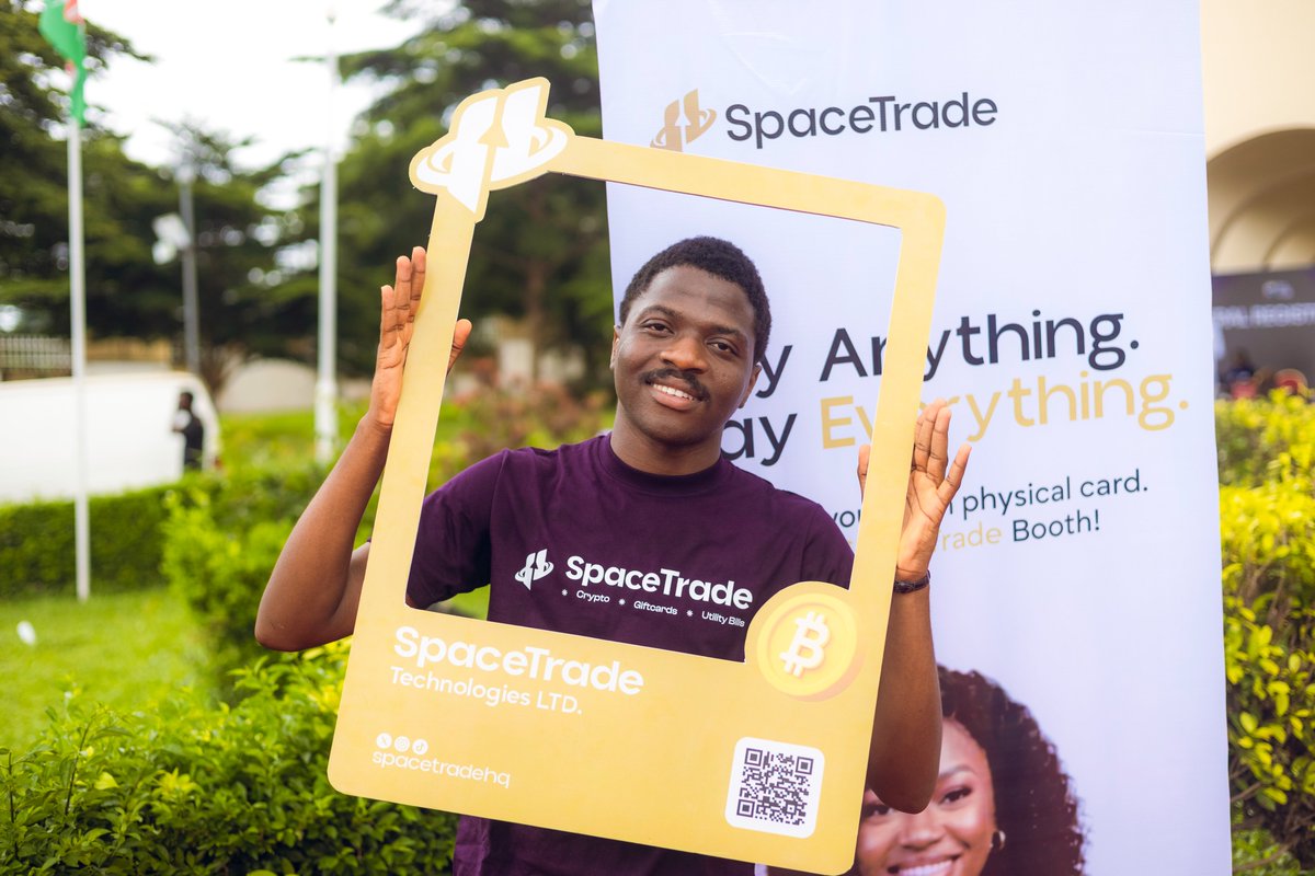 SpaceTrade tweet media