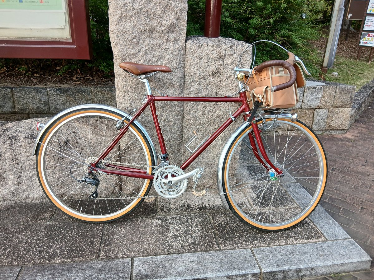g_mephi's tweet photo. 父の遺産ほとんどが国と父の元カノと国保と市民税にボッシュートされ、生活が大変な事になっていて自転車どころではなかったけれど久しぶりに大泉緑地に来ました。 https://t.co/Gngd5Na5XB