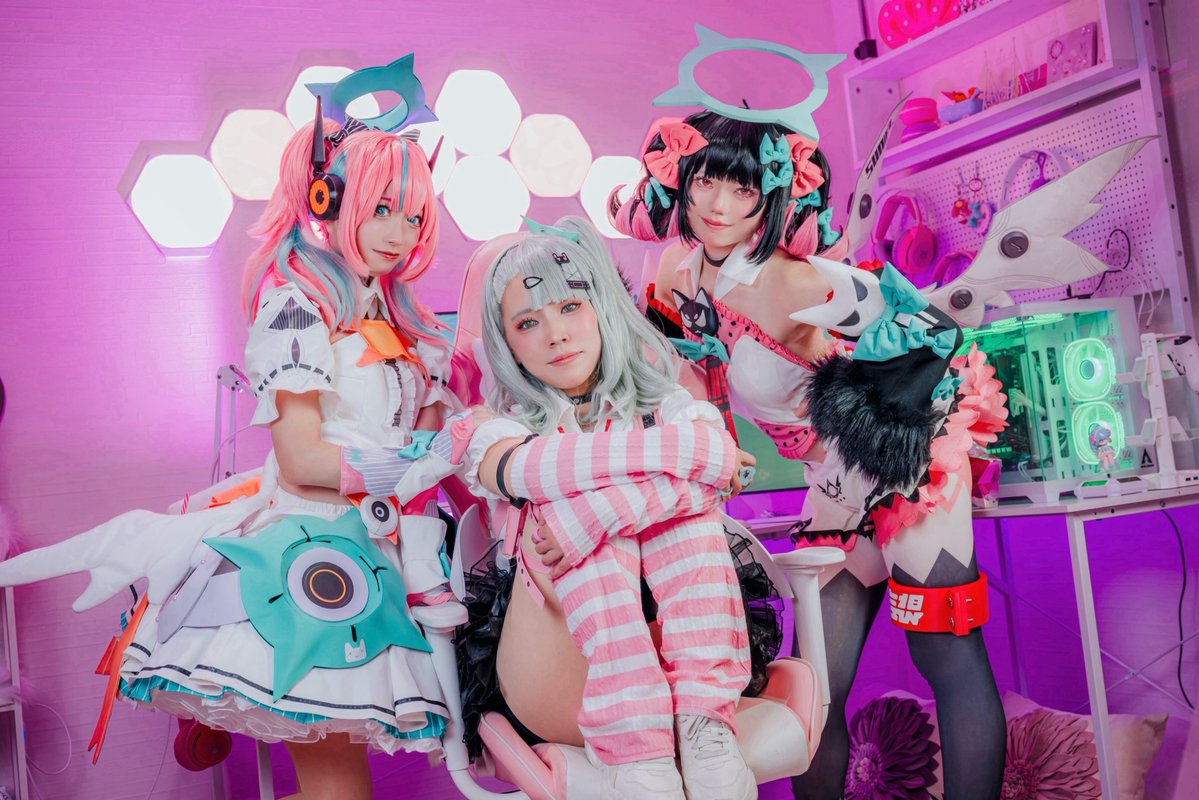 なっちゃん様用です•*¨*•.¸♬︎ 再現がんばったから見て見て💖 ところでちんまり座ってるちなっちゃん