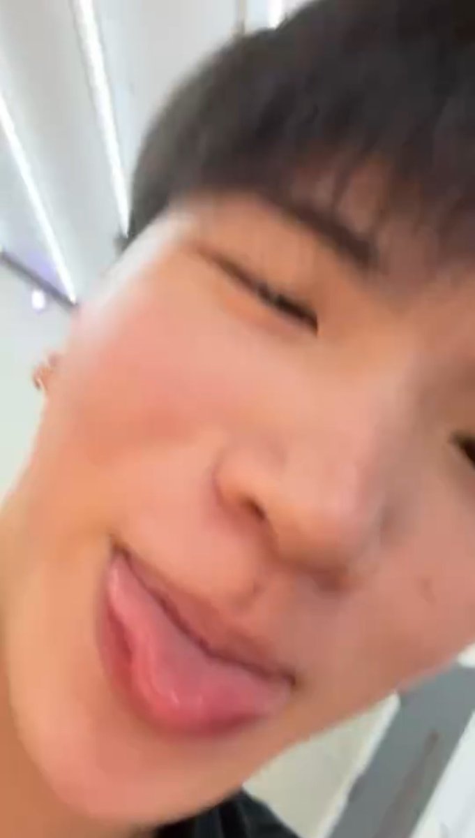 sepmybds's tweet photo. 🏎️ : เห้ย ยย อย่า ๆ
🦞 : ต้าเกอของพี่
🏎️ : ห๊ะ ต้าเกอของพี่????

คีนโน่นางคีพทุกคนเป็นน้องหมดเลยล๋อ
เอนดูววว ชะมัด อยากหยิก ดูดื้อ ๆ ซน ๆ ยังไงไม่รู้

#barcodetin #keenkeno https://t.co/idREJ5Barh