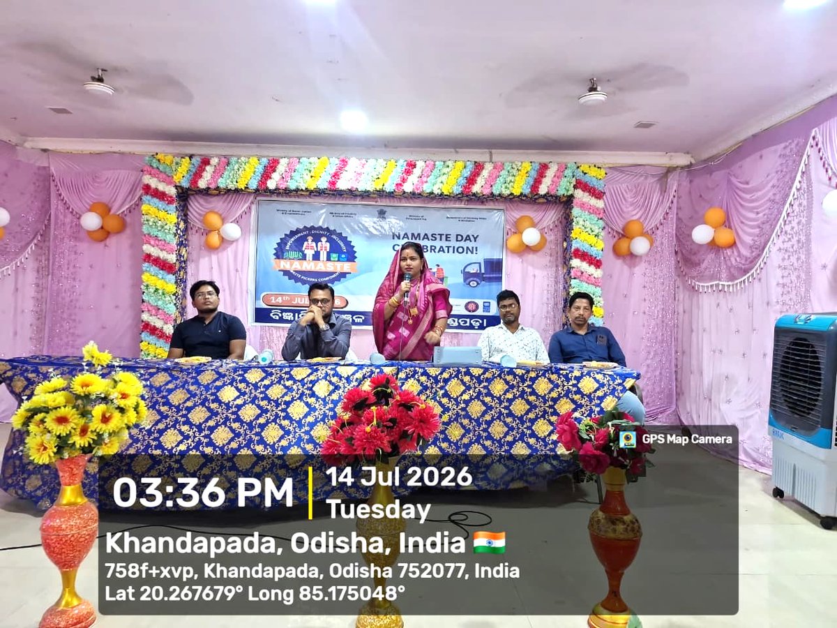 nackpg89's tweet photo. The “NAMASTE Day” and a live telecast program from MoHA has been organised and attended among the waste pickers and Core Sanitation Workers in presence of Chairperson, Executive Officer, Councillors and all office staff in Khandapada, NAC. https://t.co/scwQFOQDNm