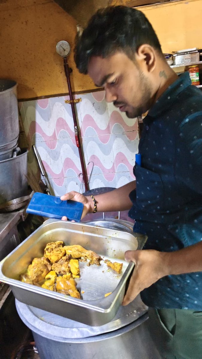Bbsrumsu's tweet photo. Food inspection conducted at kharvel nagar. During the  inspection stale and synthetic food colours found and destroyed on spot. 
#foodinspection #bbsrumsu #bmc https://t.co/2wlCtJNBYp