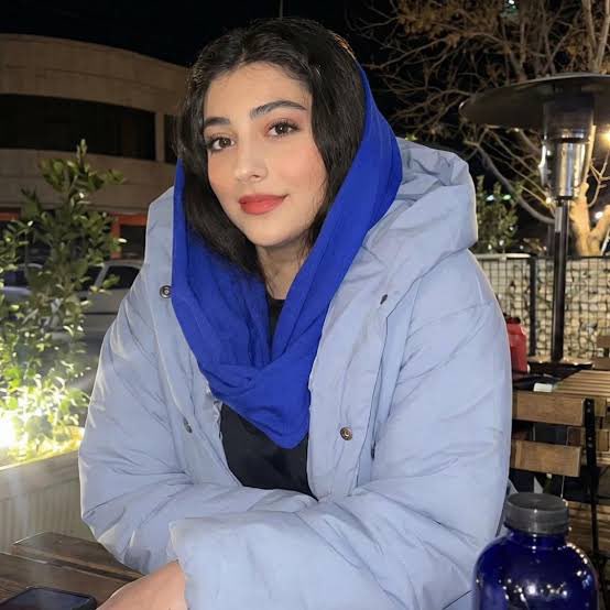 RedLineIran's tweet photo. فرزند ایران و جان فدای میهن جاوید نام #بیتا_اکبری‌‌  ۱۹ ساله،  ۱۹ دی

 #جاويدشاه‌ https://t.co/rgz7FLMrms