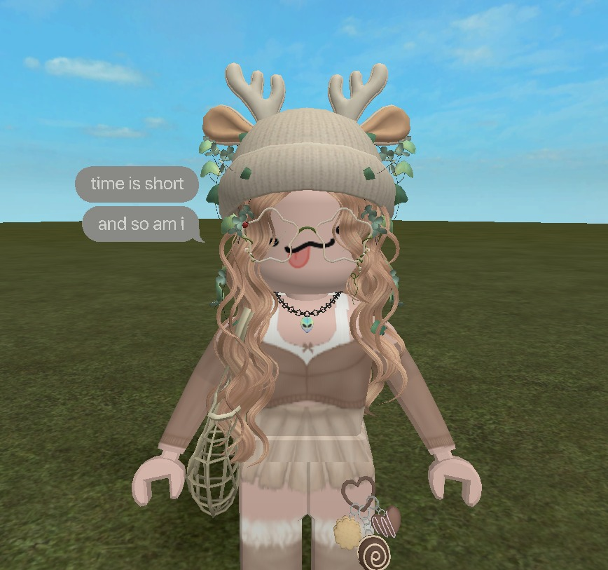 AlyssapGaming's tweet photo. self portrait in "ROBLOX" by ROBLOX https://t.co/yy4C5a5YMD