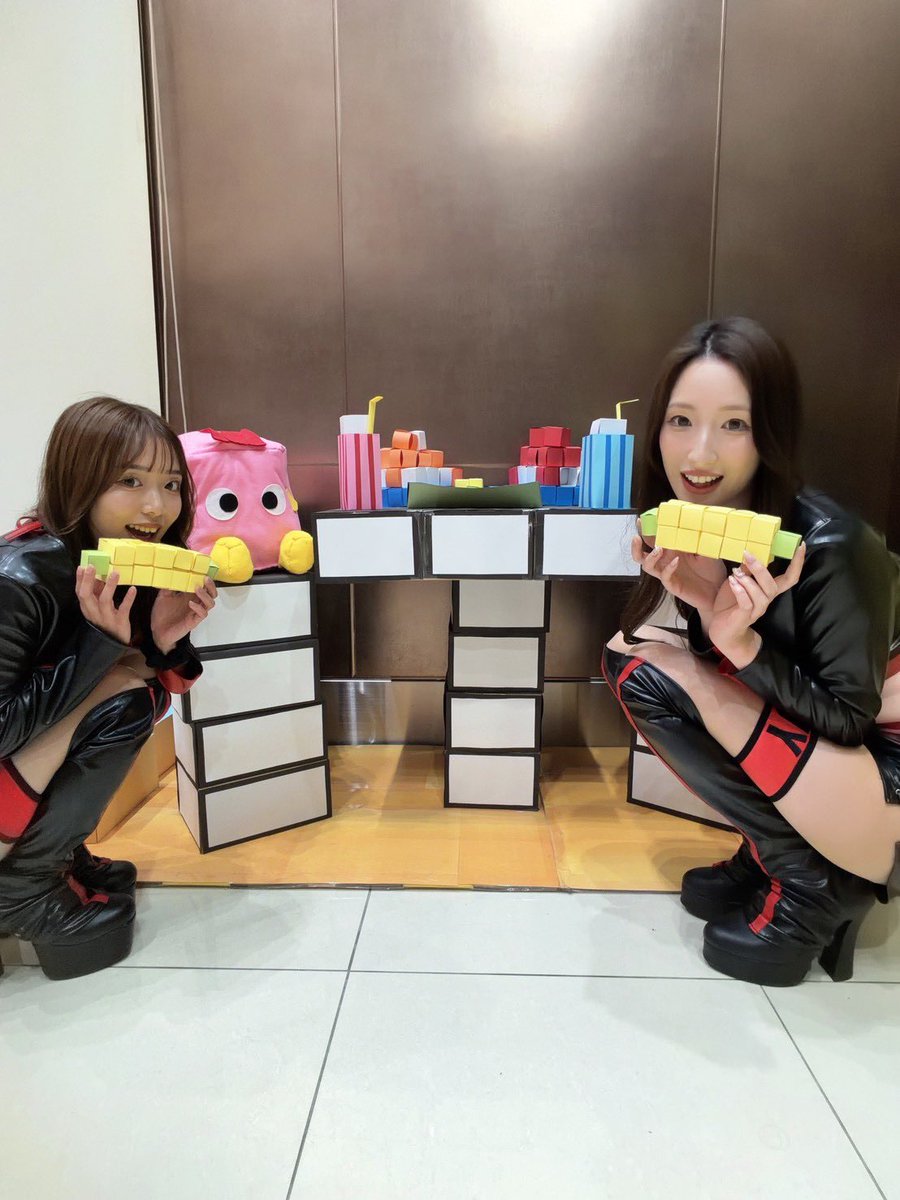 140cm_s2's tweet photo. 今日はせりなちゃんと！
📍有楽りんくう店でした❤️
ありがとうございました！💣

明日はらむちゃんと！
📍Zing大樹寺店
🕒12:00〜18:00（予定）です！
是非遊びに来てね〜お待ちしてます☺️💕 https://t.co/AGiWV0F8M6