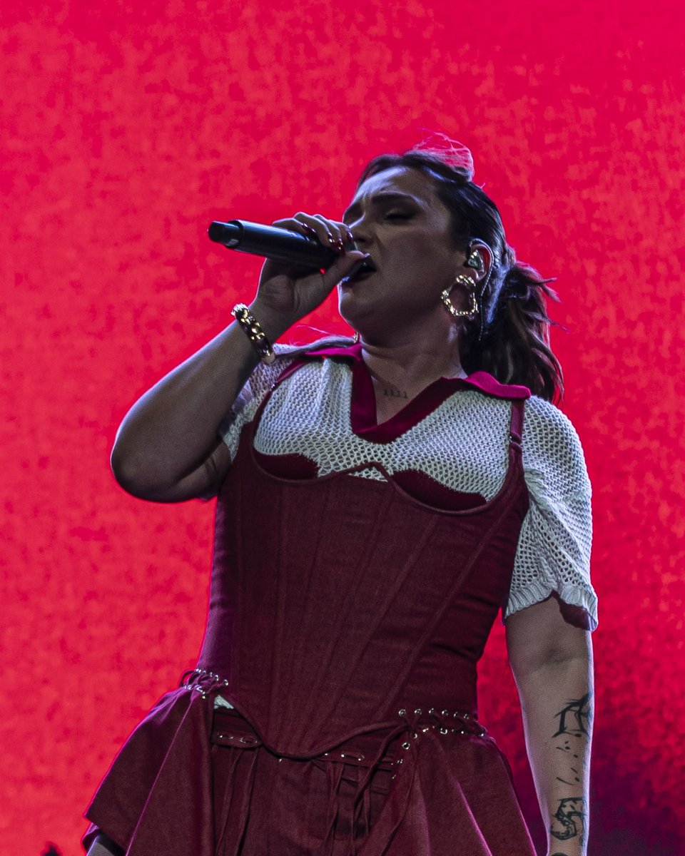 enterticket's tweet photo. Recordar es vivir y ver estas fotos de @LiaKali_  en @BigSoundFest Valencia nos hace sentir que seguimos ahí ✨ ¡La historia continúa!

🎟️Las entradas para BIGSOUND Festival Valencia 2027 ya están disponibles en https://t.co/aoP2USn6CK https://t.co/5UIwQ0srPx