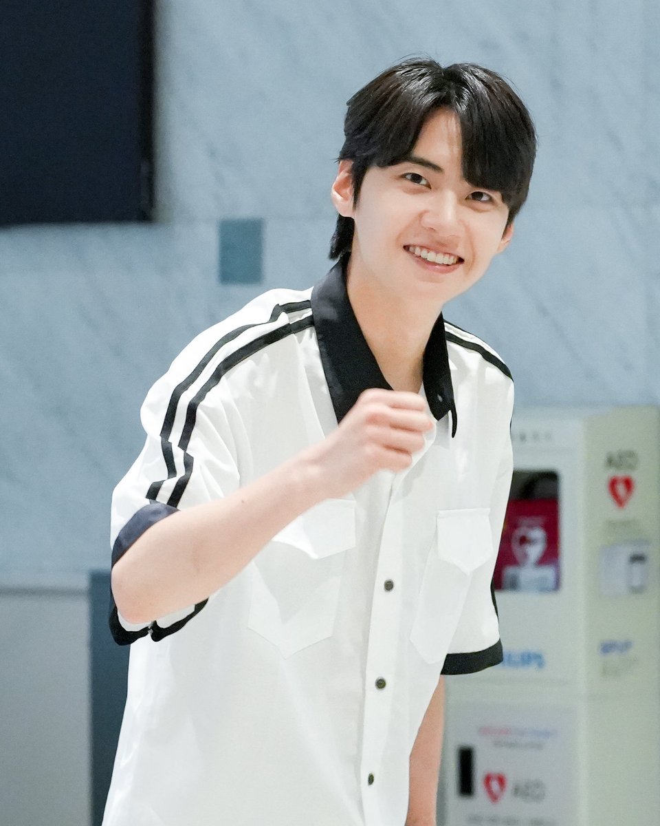 SUNviewer68's tweet photo. 260715 라디오 출근길
이번에도 영지님 팬분이 주셨어요 매번 소중한 사진 넘 감사드려요😍 https://t.co/SUkaYed4L4