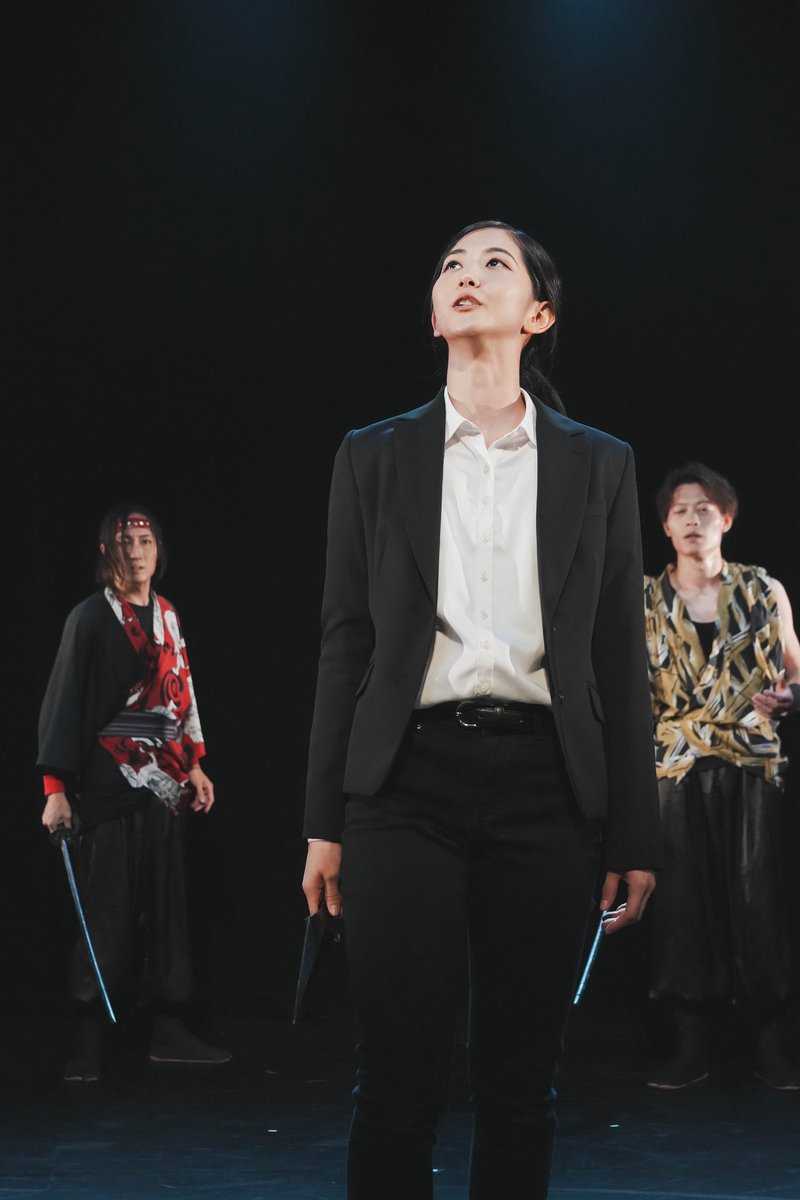 r_jenerations's tweet photo. 【出演者情報】
髙橋来人(ボーイズB)
岸里美(オフィス風来坊)
鳥野まる(劇団怜)
糸山拓磨

前作にも出演してくれたメンバー、今回もご出演頂きます！

#SVS
#ボーイズB
#オフィス風来坊
#劇団怜

#SVSII https://t.co/wQ7hX97sno