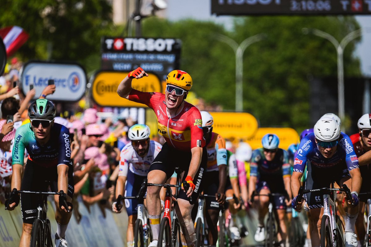 LeTour's tweet photo. 💪 𝑲𝒊𝒏𝒈 𝑺𝒐𝒓𝒆𝒏 👑

#TDF2026 https://t.co/3KhKFkqHBe
