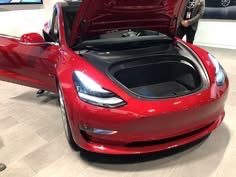 elln73636's tweet photo. Tesla delivering package 📦 https://t.co/9x9XOnpRi6