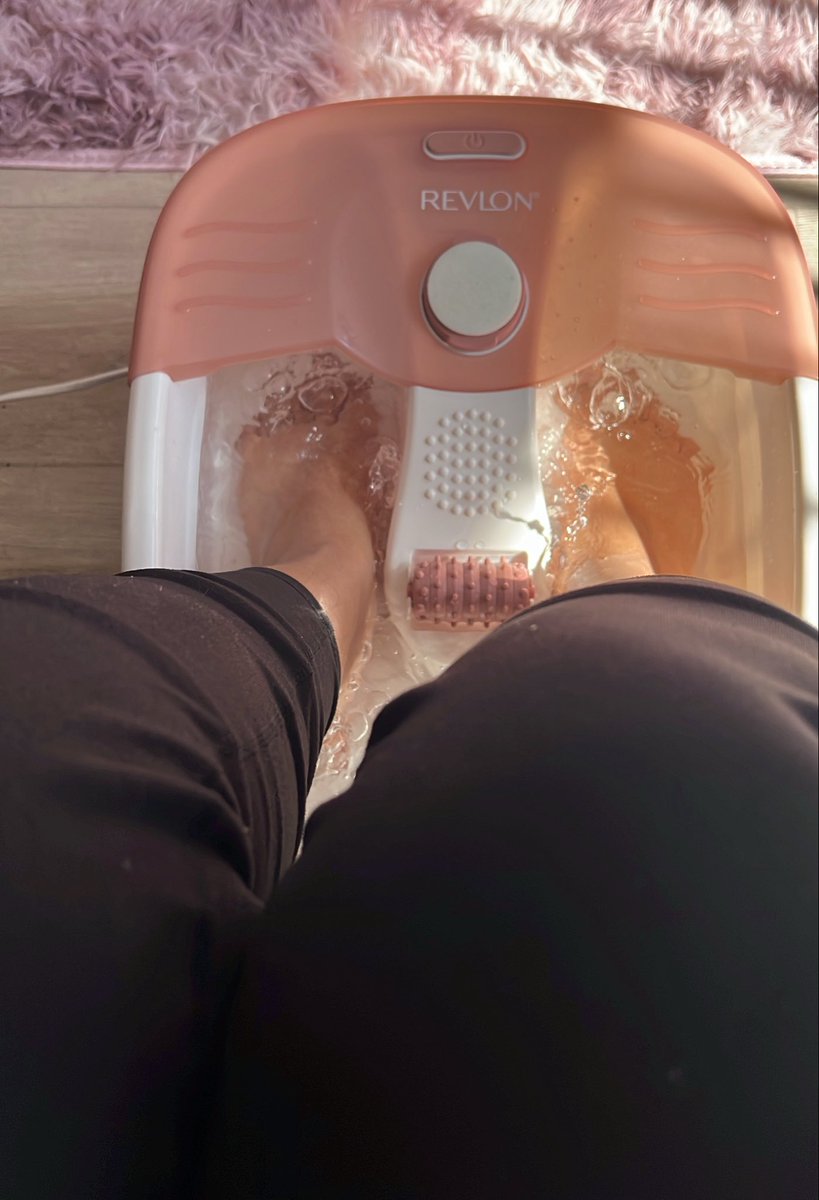 msmartini69's tweet photo. Nothing like a foot spa…
#footspa #feetfetısh #feetworshi̇p #feetcare https://t.co/HGHJhxiaj5