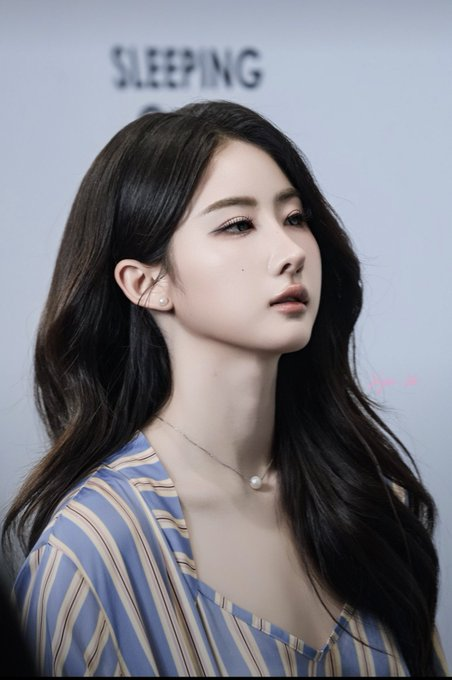 crisvi_boo's tweet photo. She has a way of making every concept feel authentic

YOKO AT SLEEPING CLOUD SIAM CENTER
#YokoxSleepingcloudSiamCenter https://t.co/wGBFSas9Nr