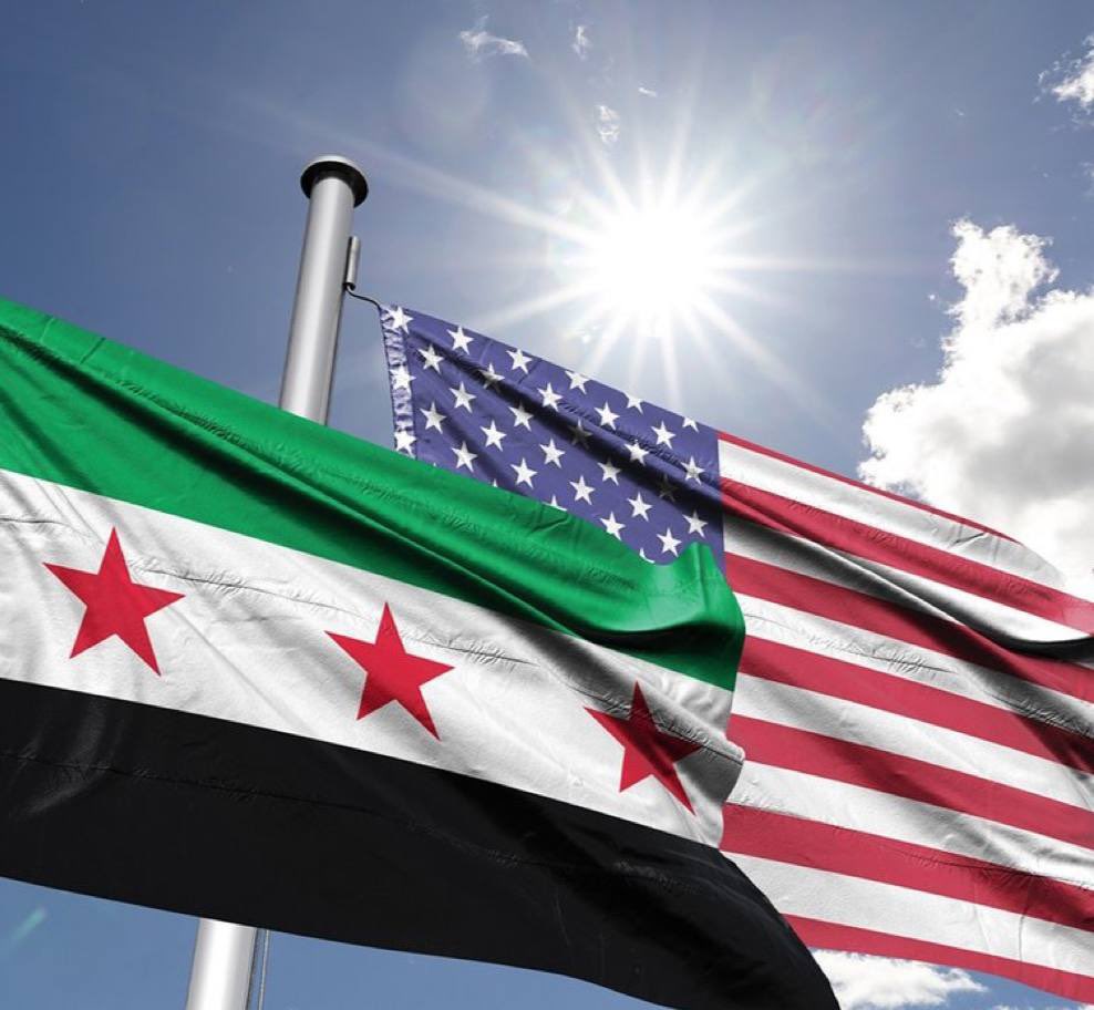 HamamIssa7's tweet photo. عضو مجلس النواب الأمريكي جو ويلسون

📌 أعلن ويلسون أن وكيل وزارة التجارة الأمريكية لشؤون الصناعة والأمن، جيفري كيسلر، قدم التزاماً رسمياً بتحديث وتخفيف قيود التصدير المفروضة على سوريا

📌 تأتي الخطوة عقب بدء إجراءات شطب اسم سوريا من قائمة الدول الراعية للإرهاب

📌 أشار ويلسون إلى أن تخفيف القيود سيتم بشكل سريع بعد انطلاق إجراءات الشطب
