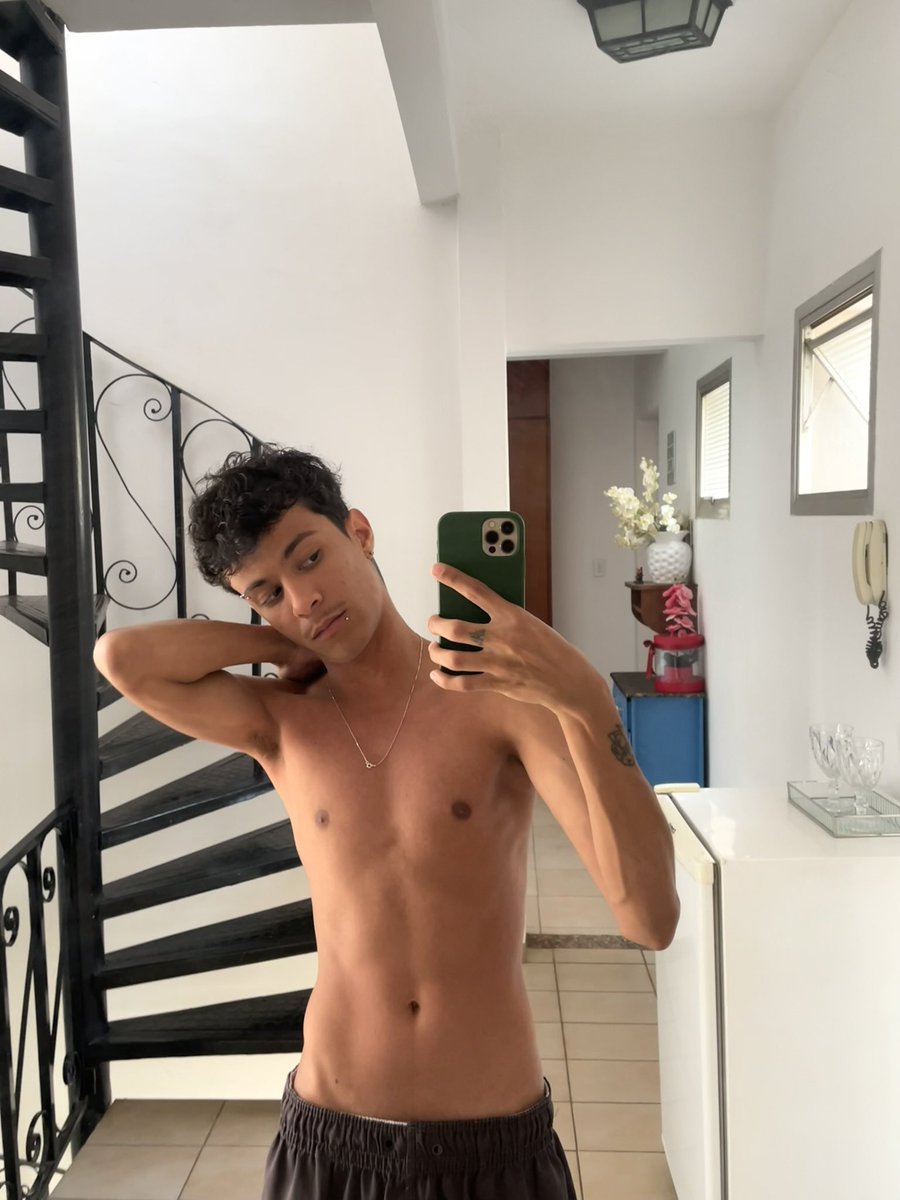 victor tweet media