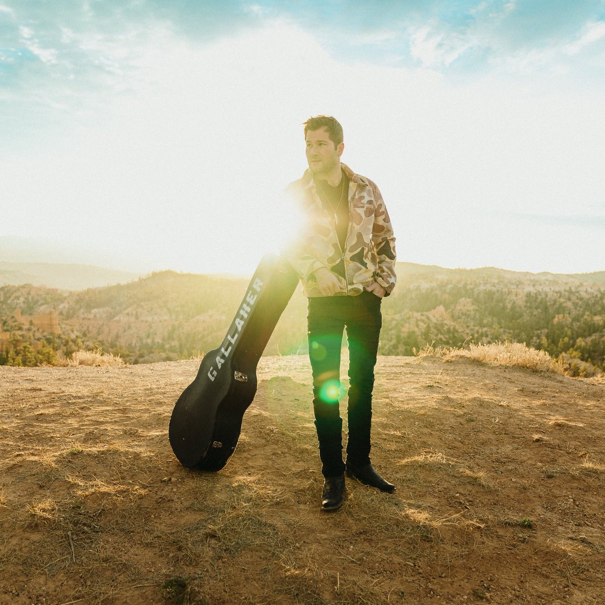 ben_gallaher's tweet photo. Taylor Gold. 8/7. The acoustic project of songs from TIME.

Pre-save here: https://t.co/kxvB47JIz9 https://t.co/ouYRJApS9m