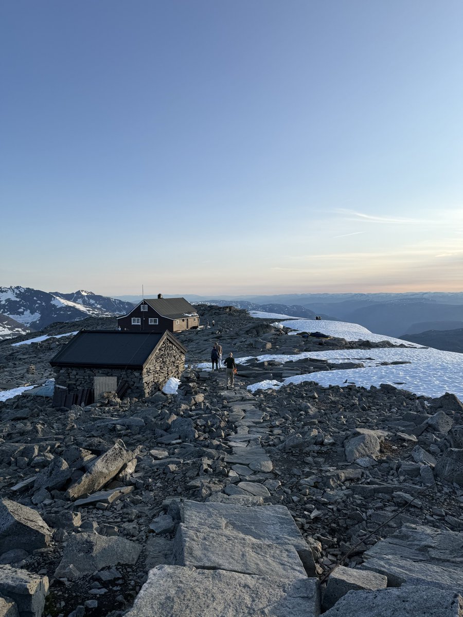 johanbakken's tweet photo. Went for a hike this week. Crossed a glacier, spent the night at a mountain top, swam in a river. Nature is incredible https://t.co/2INoIljjUo
