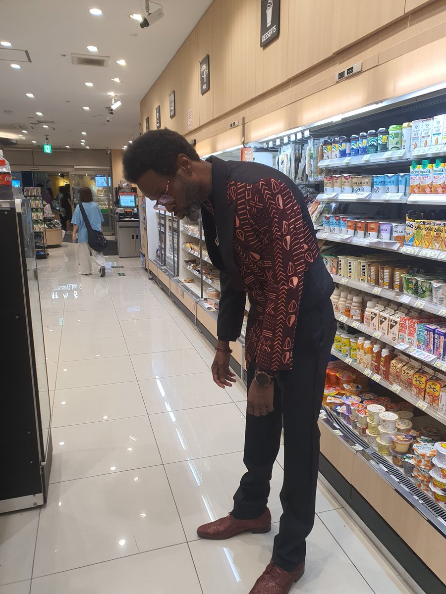 RyanJosephHart's tweet photo. 楽しみにしていた蒸しパンが。。。ないです。😭😭😭 https://t.co/ZSOSpANwlN