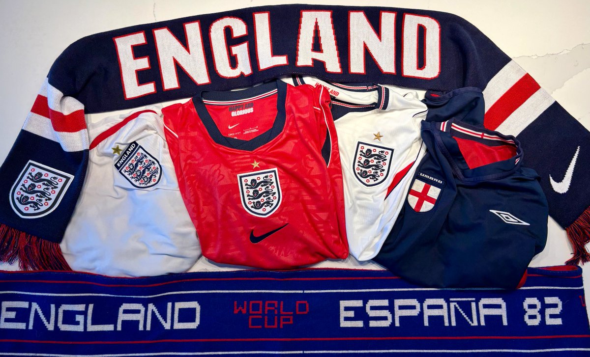 IntegralHR's tweet photo. The importance of work-life balance is on full display today! I have been a lifelong supporter of England. It wasn’t appropriate to wear my England jersey to a business meeting this morning. The cuff links got me through. I have options for later today. 

#itscominghome https://t.co/J5KZY9PuB2