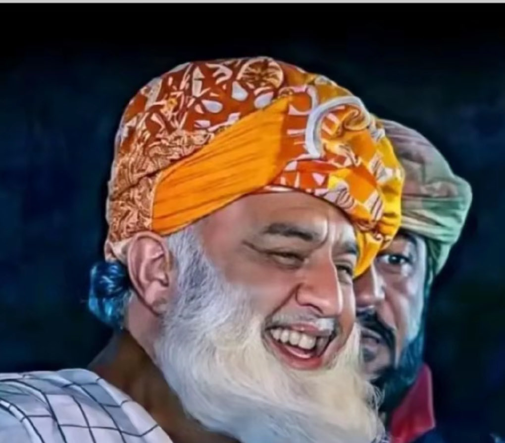Abdulla92091082's tweet photo. بریکنگ نیوز 
ذرائع سے معلوم ہوا حکومتی وفد کے مولانا فضل الرحمن سے ملاقات کی درخواست مولانا کا انکار اب ہوگا دما دم مست قلندر
 #پروپیگنڈہ_چھوڑو_امن_دو #شہداء_کو_ڈھال_نہ_بناؤ #مولانا_قدم_بڑھاؤ #لشکر_نہیں_خود_لڑو https://t.co/yUnNS2xIsD