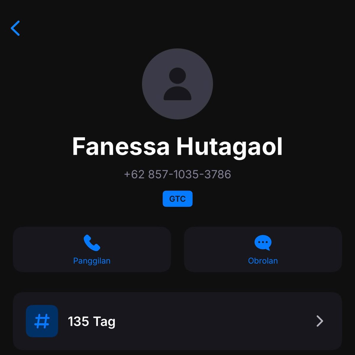 pipehiiiii's tweet photo. Ini sosmednya, kita udh coba hub user yg pernah temenan sm echa jg udh gatau loc dia skrng karena rata2 udh lost contact karena dia ini berkali-kali lari dari utangnya. Jd kalo @princesthaitea  nawarin tiket konser bts jngn ada yg percaya yaa! https://t.co/IT23QFdz94