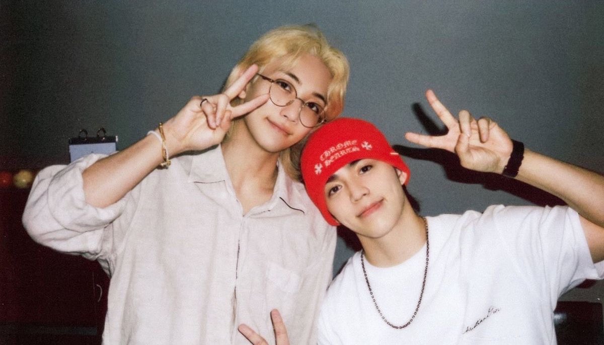 wavetocheol's tweet photo. they did not change at all, not even one bit :( https://t.co/5HARIOY6qM