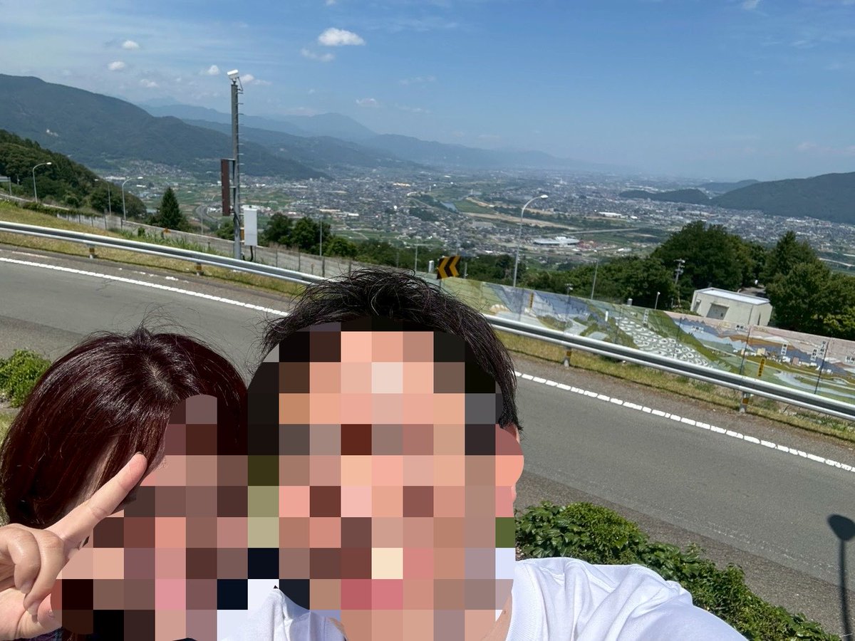 Mm_Minomasu's tweet photo. はじかみ帰っちゃった、、、

8ヶ月ぶり、3日間はあっという間過ぎたなー、、、

とりあえず、わさびベア買ってもらったwww
こんな緑のくま見た事ない笑 https://t.co/FqZAgDPIJD