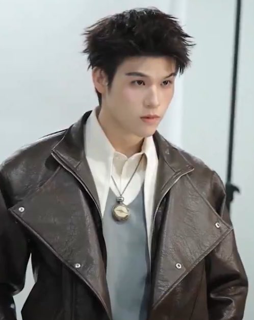 nn3abi's tweet photo. เอาเกวัยทำงาน เกคนโต ๆ เกเสว ๆ เอามา https://t.co/eMokcfagy0
