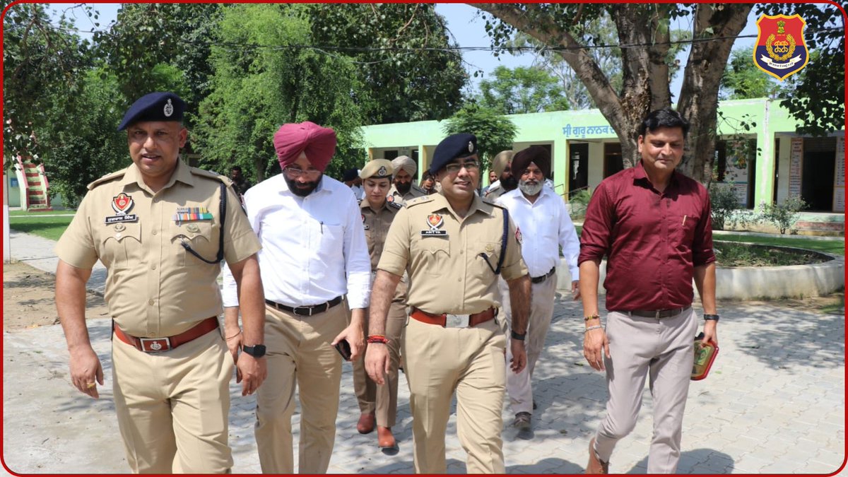 PP_Gurdaspur's tweet photo. Gurdaspur Police launched the “Rukh Mittra” Tree Plantation Drive at Government Senior Secondary School, Sidhwan, promoting environmental conservation among young minds.
Student Police Cadets planted saplings and pledged to nurture them, reinforcing the message of a greener. https://t.co/JHAdls9tTt