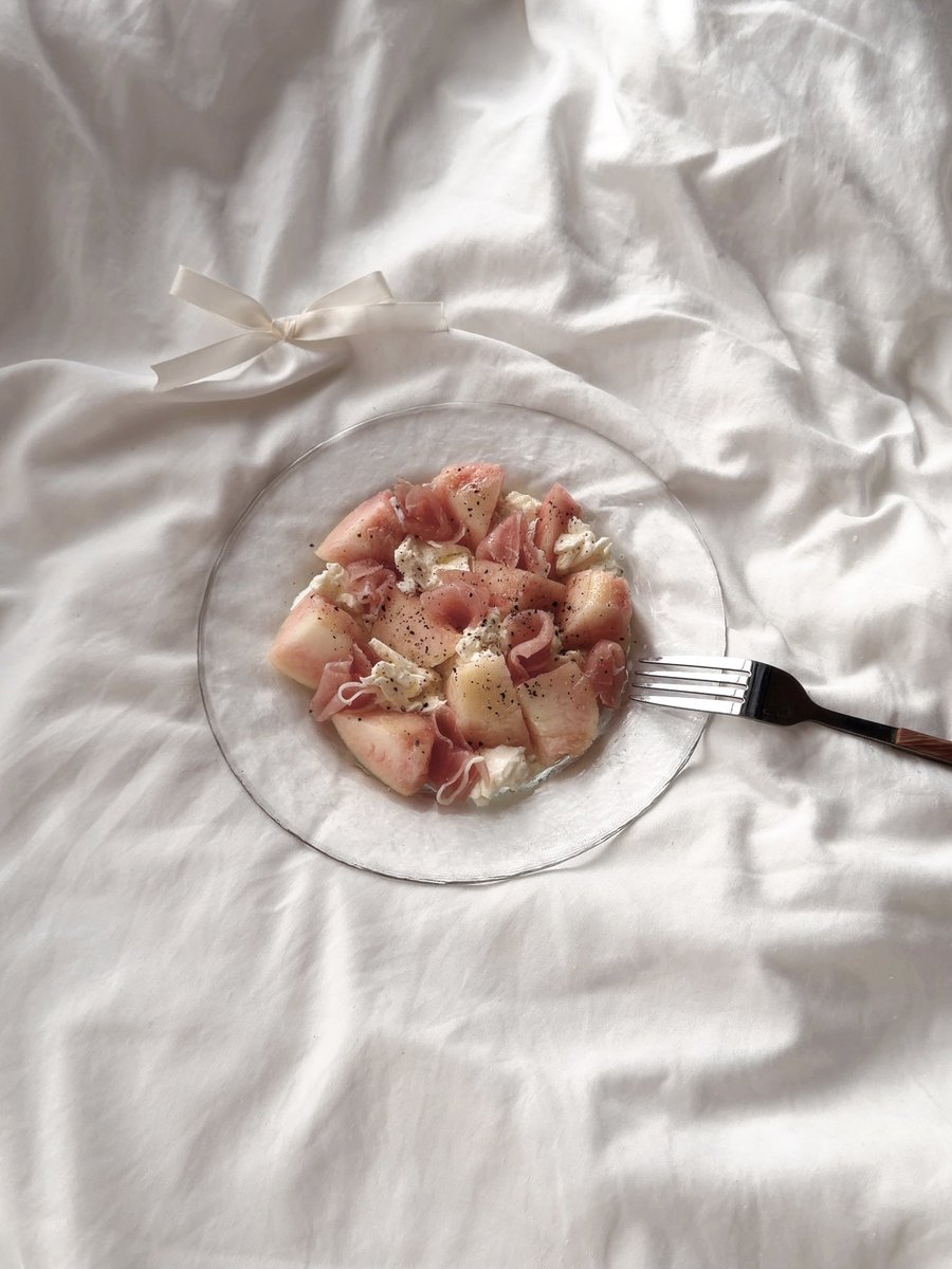 01_m47's tweet photo. 1番スキな桃の季節 🥛ྀི♩ https://t.co/IgC6uNHtHB