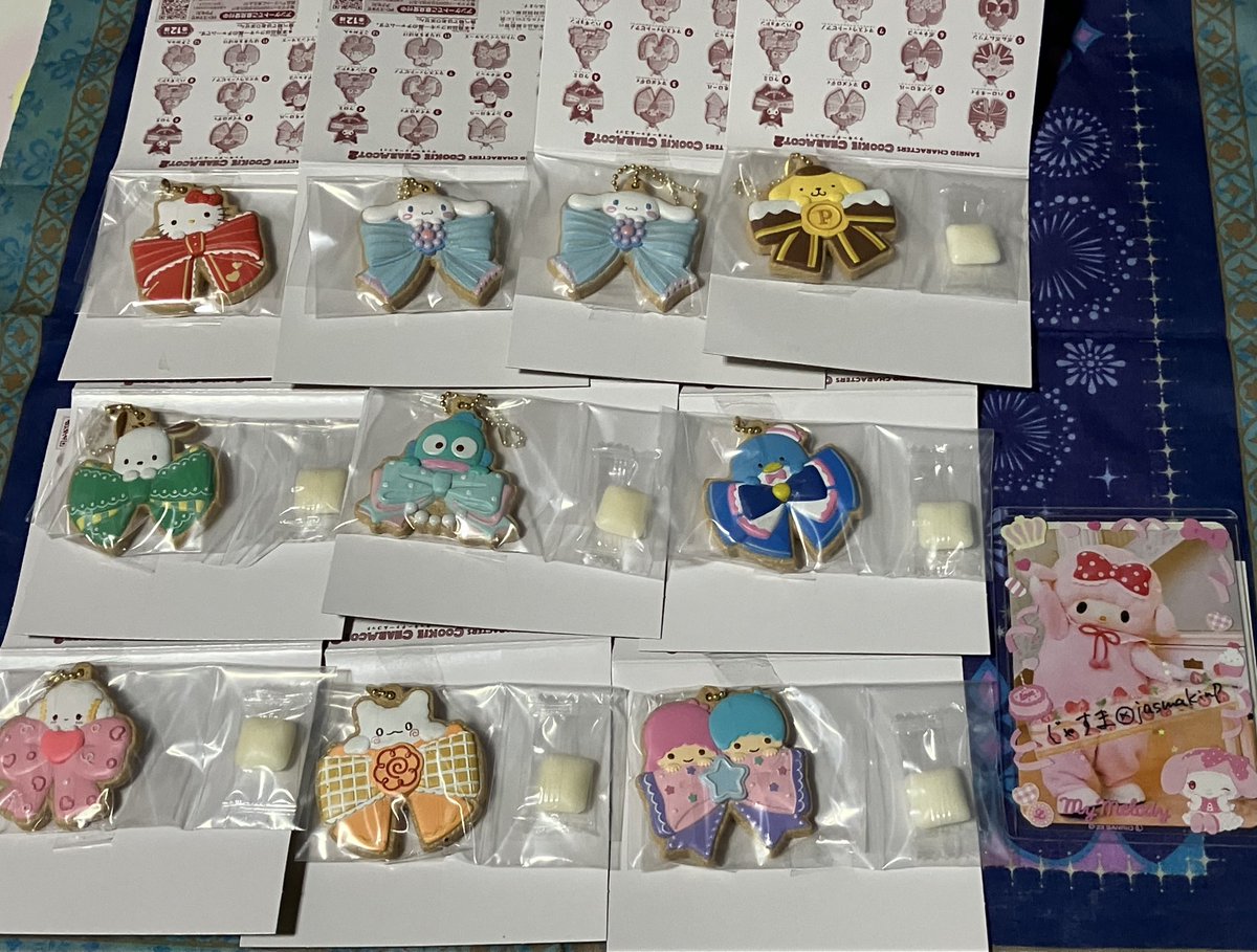 jasmakinp's tweet photo. 【交換】サンリオ クッキーチャームコット
譲）キティ、シナモン2、ポムポムプリン、ポチャッコ、ハンギョドン、タキシードサム、はなまるおばけ、こぎみゅん
求）マイスウィートピアノ
IDつきのお写真を添付ください。IDがない場合返信いたしません。郵送での交換となります。 https://t.co/Cog9vtwCER