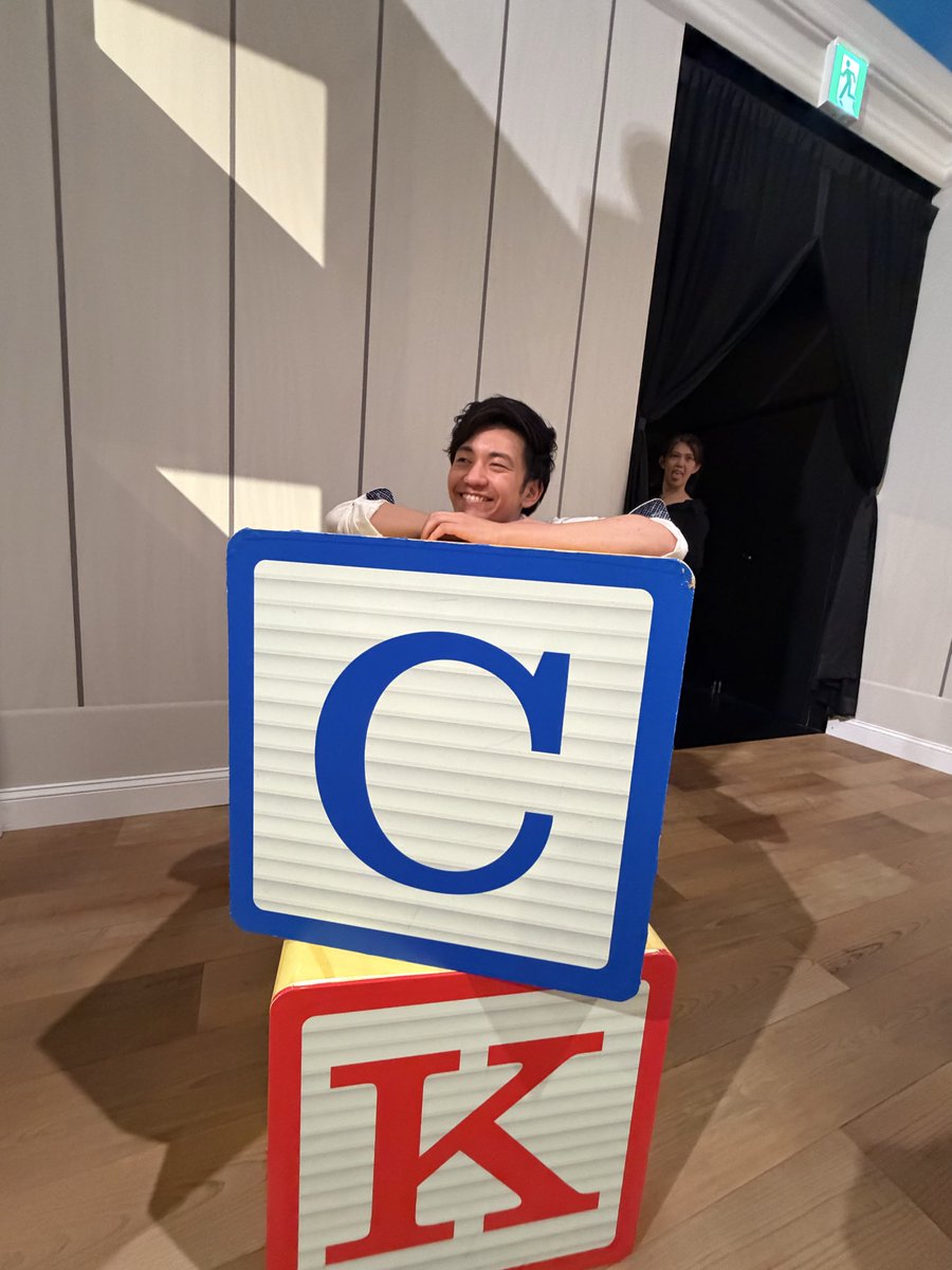 kobaruto_junya's tweet photo. インスタ映え狙ったつもりがTwitter映え写真撮れた
#ピクサー展 https://t.co/B1By5g7xSO