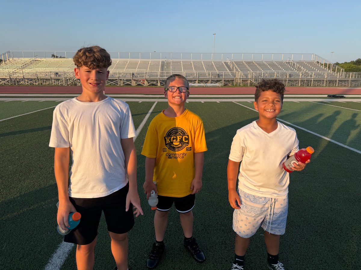 StaleyFootball's tweet photo. Day 1 of Youth Camp! Our punt, pass & kick champions were Hank, Easton and Cruz!
#BITS #AC26 #JRFalcons https://t.co/F8ZnGZXvwO