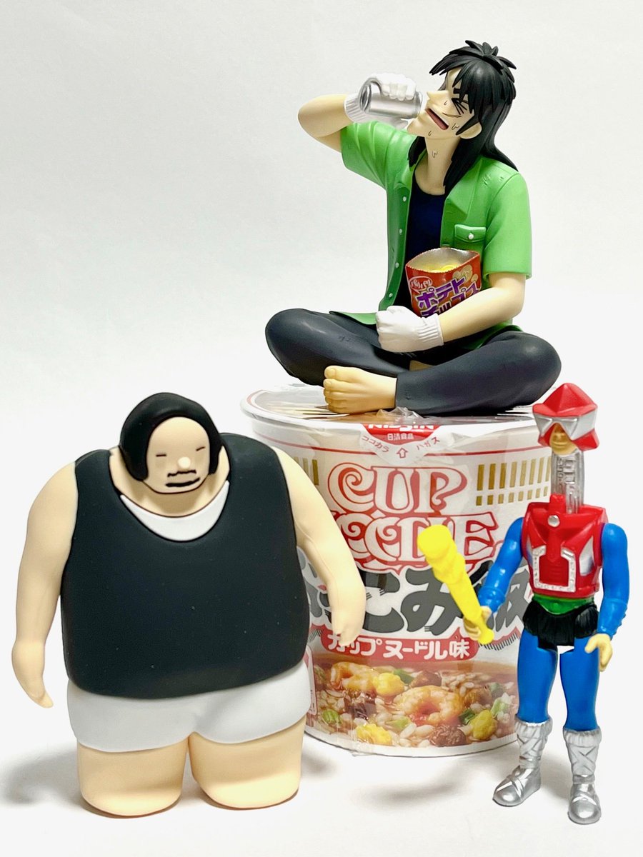 BrainRobot18's tweet photo. カイジのヌードルストッパー実用例

メカネックの首が伸びるギミックはシンプルだけど楽しい

#motu #3P75 #カイジ #昔の盛山 https://t.co/lLTEGeLPK4