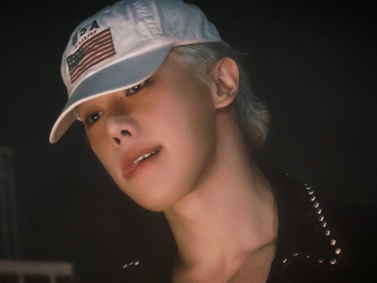 wh_vv_9331's tweet photo. （원호 혀에 뇌가）crack（되는） ver. https://t.co/b1BntCvDeF
