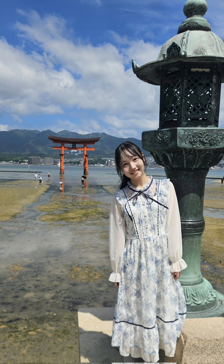 YoshidaMei_0507's tweet photo. 何度でも訪れたくなる場所⛩️🦌

 #宮島 #厳島神社 #HKT48 https://t.co/bIwL5yFak3