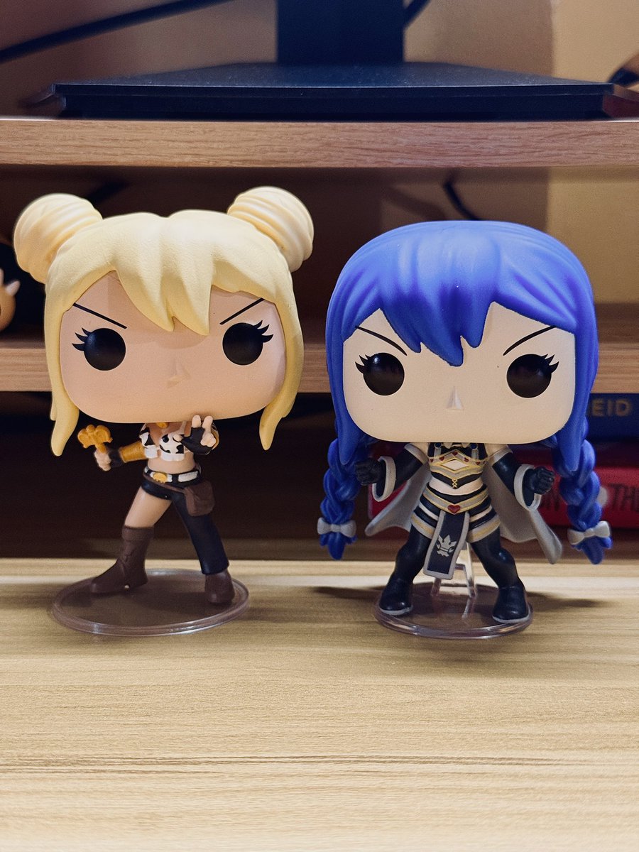stfudaniel1123's tweet photo. Day 39 of posting my Funko Pop collection ✨ Next are Lucy Heartfilia and Wendy Marvell from Fairy Tail.

#FunkoPop #FairyTail #LucyHeartfilia #WendyMarvell #anime https://t.co/2tUZQNnOWy