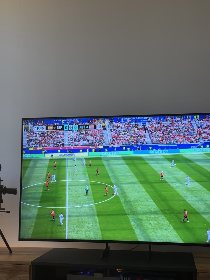 FIFAWorld1469's tweet photo. 🚨 MATCHDAY ALERT! 🚨
🏆 Football fans, are you ready? ⚽🔥
The biggest moments are made on the pitch.
Don't miss today's football action! 🌍
🎁 FREE 24H TRIAL AVAILABLE
 https://t.co/tAm2oQKcnO

#Football #FIFAWorldCup #MatchDay #Soccer #Sports #WorldCup2026 https://t.co/0a9Ht92UxF