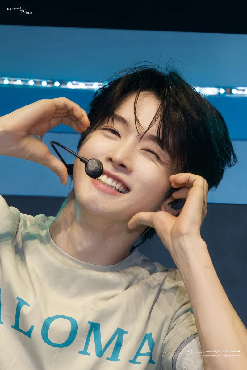 momentscene913's tweet photo. 260715 RIIZE Playing Game RPG in Tokyo

💖( ◠‿◠ )💖

#성찬 #SUNGCHAN #ソンチャン #RIIZE #라이즈 #郑成灿 #鄭成燦 https://t.co/8QjIln6vrY