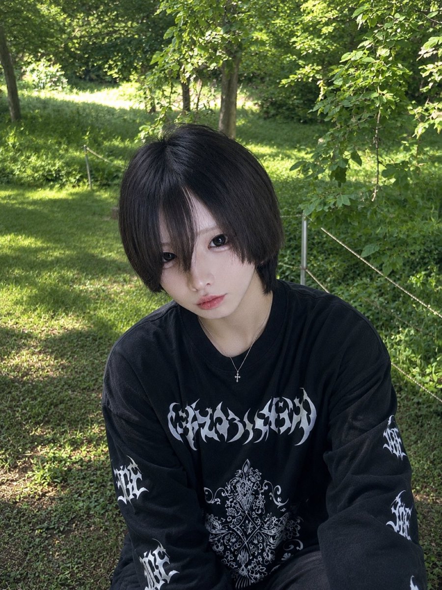 はると🩵 tweet media