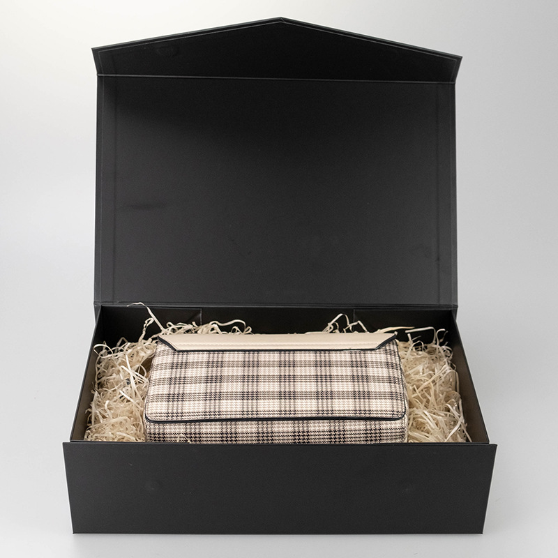 Beyond1052108's tweet photo. Standard boxes kill margins. Our foldable, food-grade packaging cuts shipping/storage costs &amp; boosts brand value. ISO/FSC certified for beauty, food, retail. 📦✨
 
Quote: https://t.co/lnQ6ixTUe4
#SustainablePackaging #CustomDesign #BeautyBrand #Retail #PaperBox https://t.co/fgBEAAyI8G