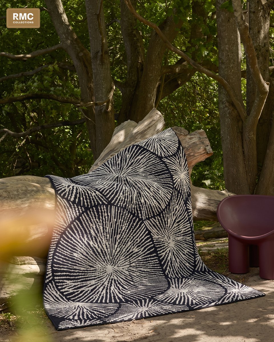 RMC_COLLECTIONS's tweet photo. Nature outside. Luxury beneath. 
Crafted in India. Admired Worldwide.
Handmade Excellence
Exporting Globally
DM us for wholesale &amp; custom inquiries.
#RMCCollections #HandmadeRugs #LuxuryCarpets #LuxuryLifestyle #WoolRugs #PremiumQuality https://t.co/Z9XBuTKCQD