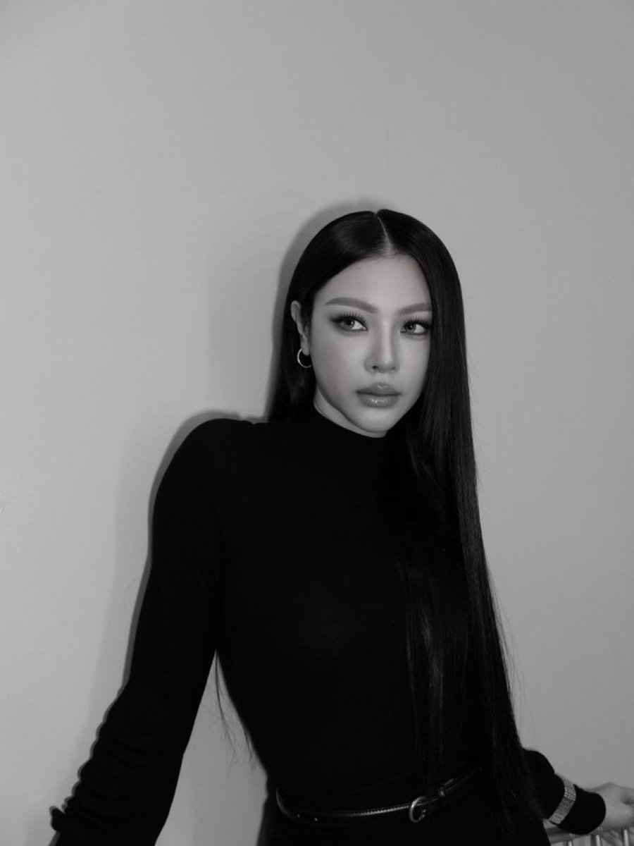 unsolicitdtruth's tweet photo. TIMELESS BEAUTY ⏳🥀✨

FAYE TAGHEUER TH LIMITED
#TAGHeuerxFaye
#FayePeraya
#ฝ้ายพีรญา
#FabelEntertainment https://t.co/yVO5j2ZBkV
