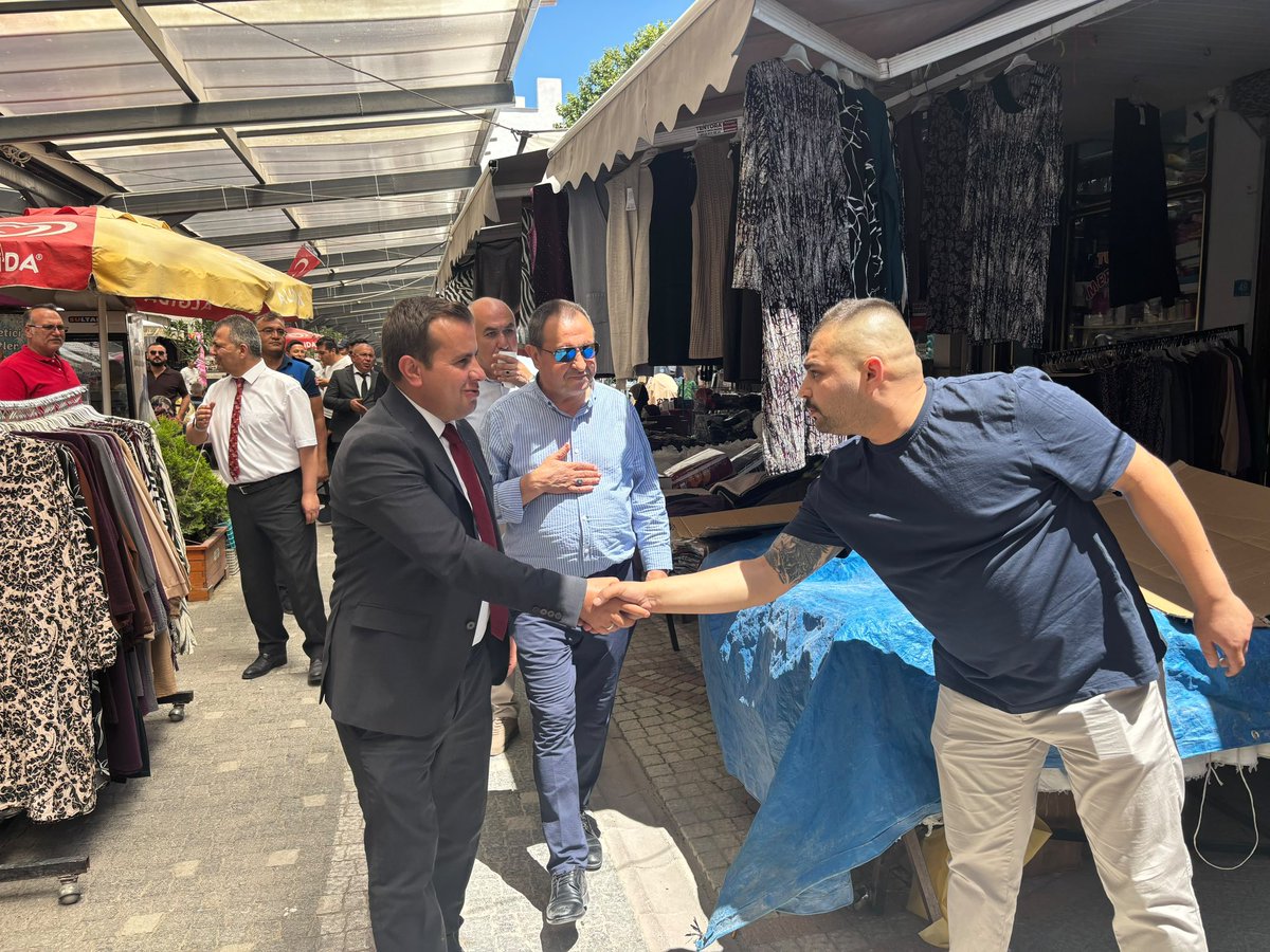 EmirdagKaymakam's tweet photo. 📍Esnaf ziyareti ve 15 Temmuz Resim Sergisi

https://t.co/W8ihsE1HXy https://t.co/5Z2o2OSyT0