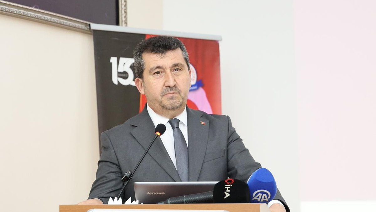 TYB1978's tweet photo. Arıcan: “Tarihi Destanı Geleceğe Aktarmak İçin Yazmalıyız"

15 Temmuz hain darbe girişiminin 10. yıl dönümü vesilesiyle Erciyes Üniversitesi (ERÜ) ev sahipliğinde anlamlı bir anma programı ve konferans yapıldı.

https://t.co/73MJ1HTAVB
@aricankazim @ErciyesUni1978 @ProfFatihAltun https://t.co/70RrA8dDPQ