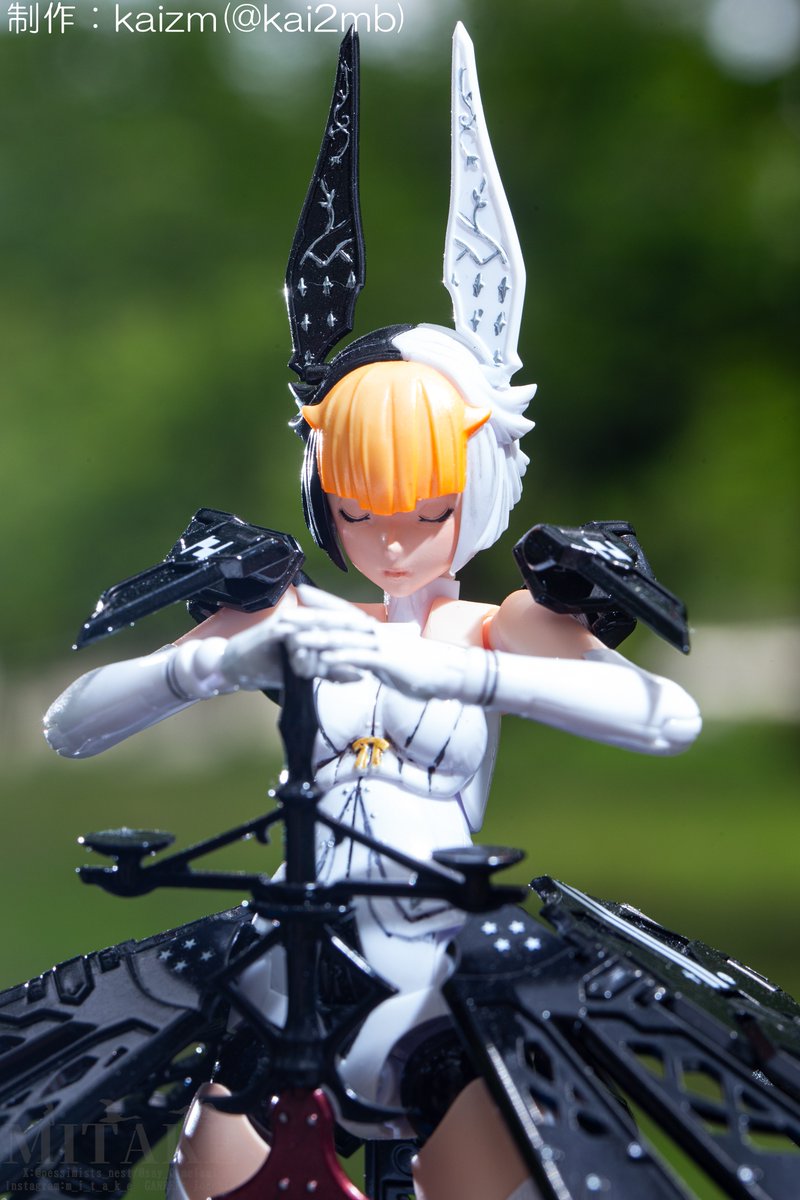 pessimists_nest's tweet photo. フィギュアやプラモ撮影の話をちらりと目にして、むかーし撮らせてもらったチトセリウムの写真をリファイン現像するなどしてみる。カイズム氏すまん勝手に現像アップした（極悪事後報告）

レンズはMy sweetタムキュー、ストロボを1発エッジライトに入れてるぽい？

制作者：kaizm(@kai2mb) https://t.co/lLn6DxAAYZ