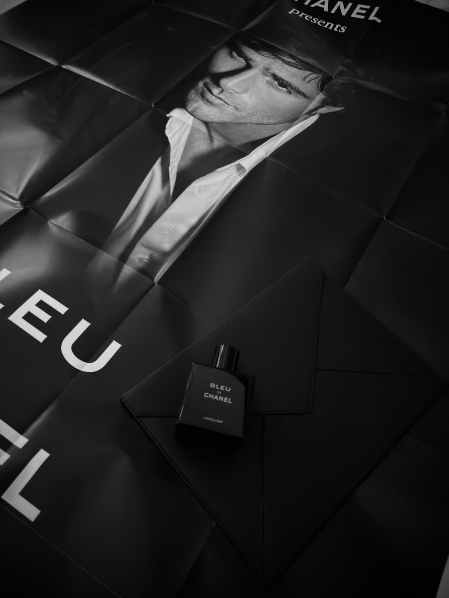 appch__'s tweet photo. น้องเอสกับน้ำหอม Bleu de CHANEL L'EXCLUSIF กลิ่นเท่ๆมีเสน่ห์คนก็มีเสน่ห์สุดๆๆๆ 😭✨️🤟🏻

#est_rvp 
#BleuLExclusif #CHANELFragrance #BleuDeCHANEL https://t.co/5zmzRVWMcu